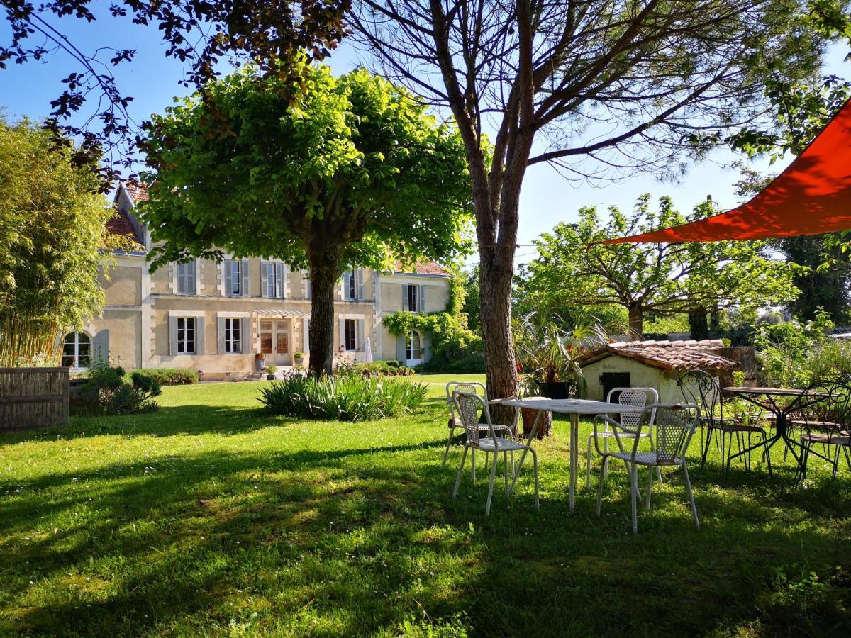 Saint-Savinien La Burie B&B 외부 사진